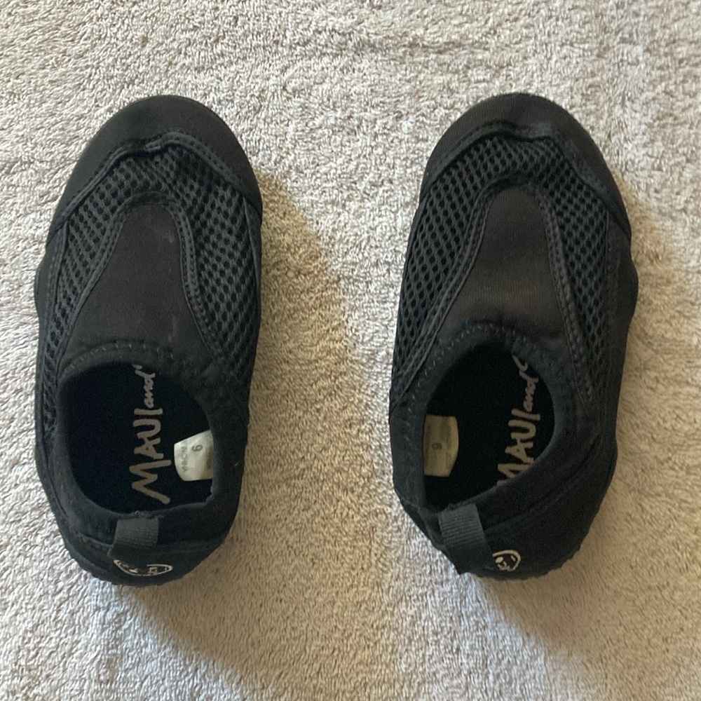 Kids Black Water Shoes